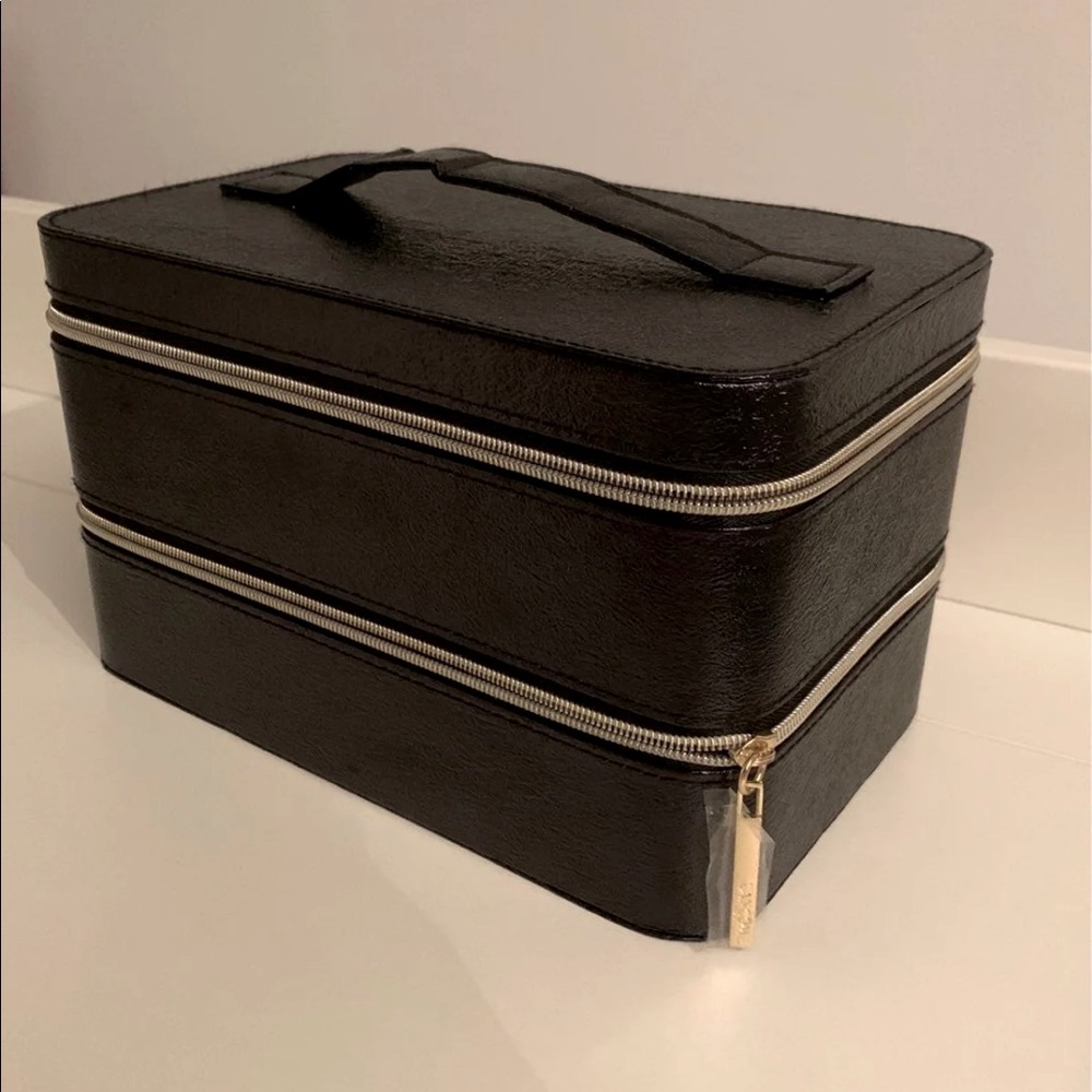 SOLDLancôme makeup case box organizer